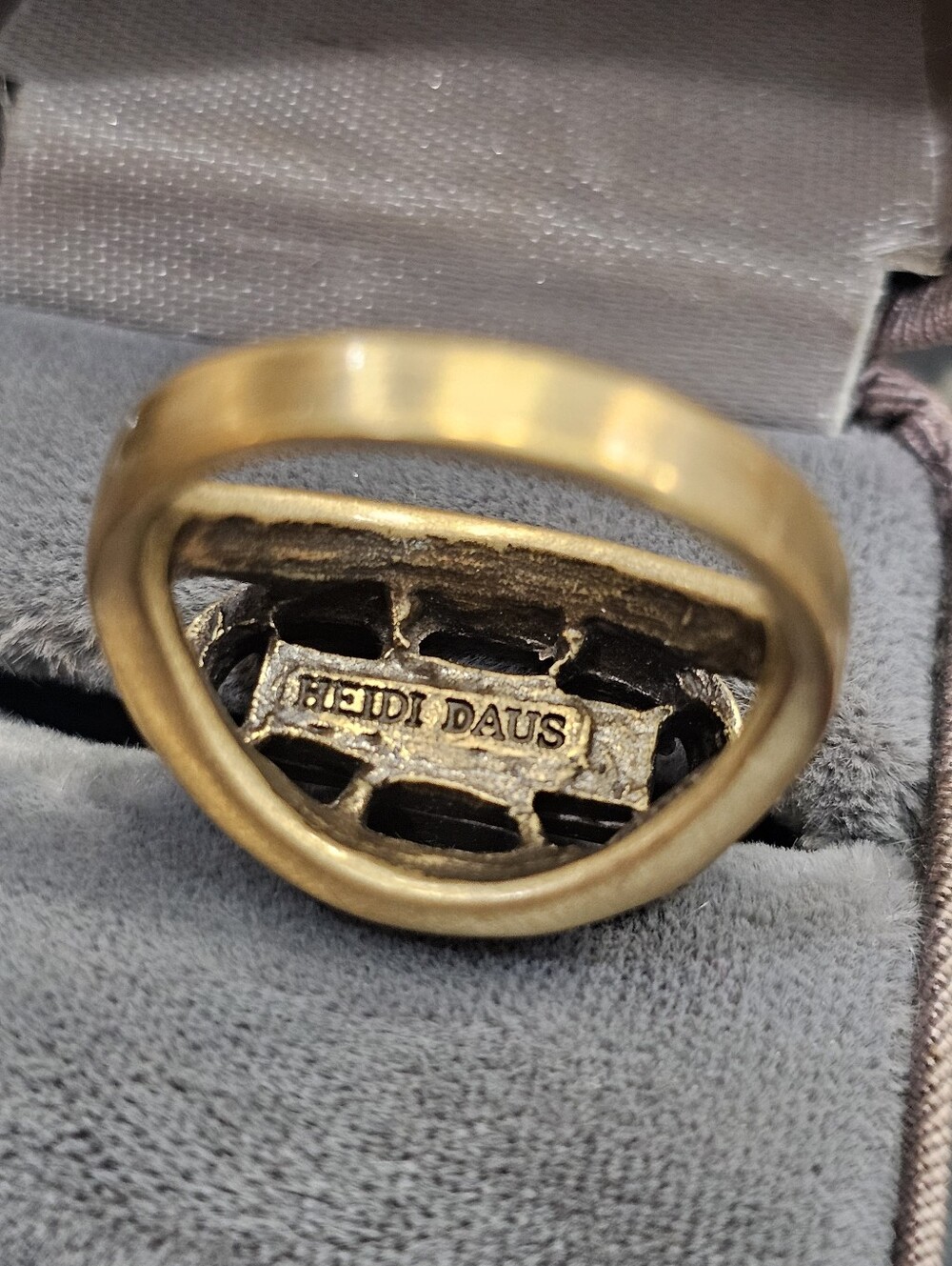 Heidi Daus Ring ~ Size 10 - Picture 4 of 4